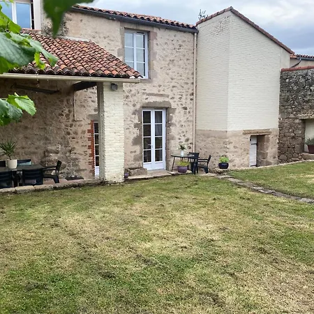 Le Cordonnier D'autrefois - 15 Minutes Du Puy Du Fou