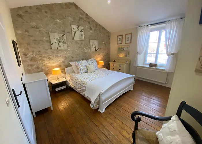 Le Cordonnier D'autrefois - 15 Minutes Du Puy Du Fou 度假居 *