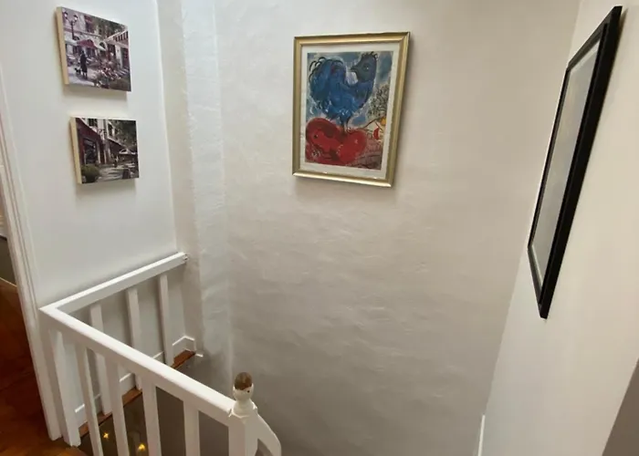 Le Cordonnier D'autrefois - 15 Minutes Du Puy Du Fou