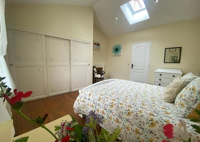 度假居 Le Cordonnier D'autrefois - 15 Minutes Du Puy Du Fou *