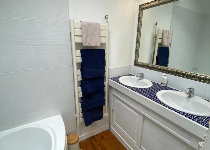 Le Cordonnier D'autrefois - 15 Minutes Du Puy Du Fou 度假居 *