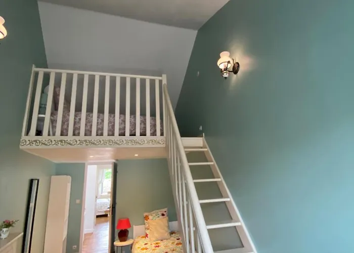 度假居 Le Cordonnier D'autrefois - 15 Minutes Du Puy Du Fou *