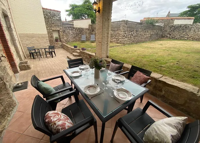 Le Cordonnier D'autrefois - 15 Minutes Du Puy Du Fou 度假居