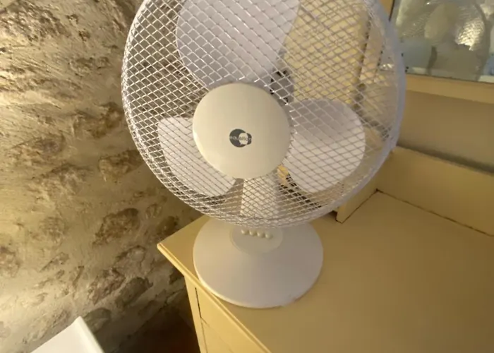 Le Cordonnier D'autrefois - 15 Minutes Du Puy Du Fou *