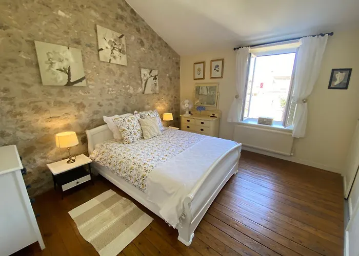 Le Cordonnier D'autrefois - 15 Minutes Du Puy Du Fou